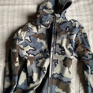KUIU Women’s Camo Jacket